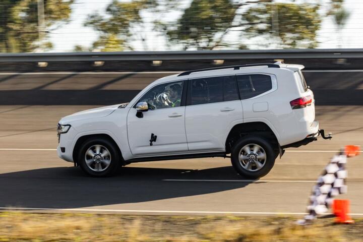 The Difference Between AWD and 4WD on an SUV