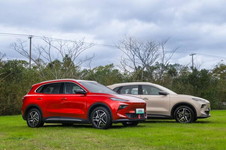 How to Compare Two EVs Beyond Range